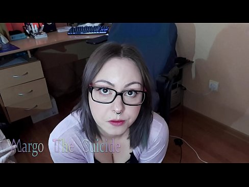 ❤️ Kynþokkafull stelpa með gleraugu sýgur dildó djúpt á myndavélinni ️ Bara klám hjá okkur is.xxxomg.ru ❌